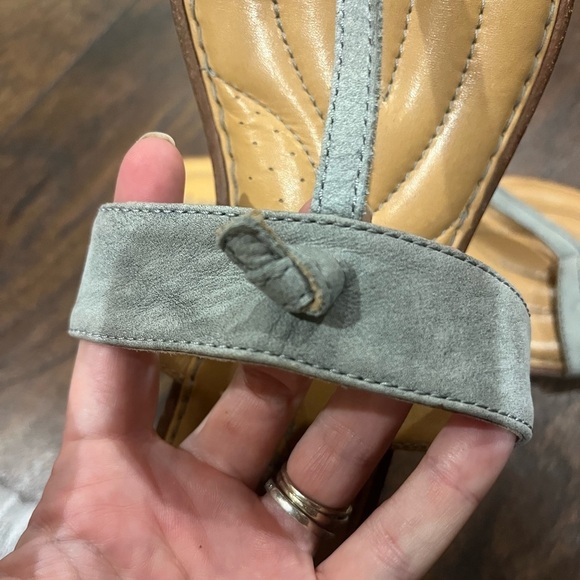 BORN sandals - Picture 2 of 5